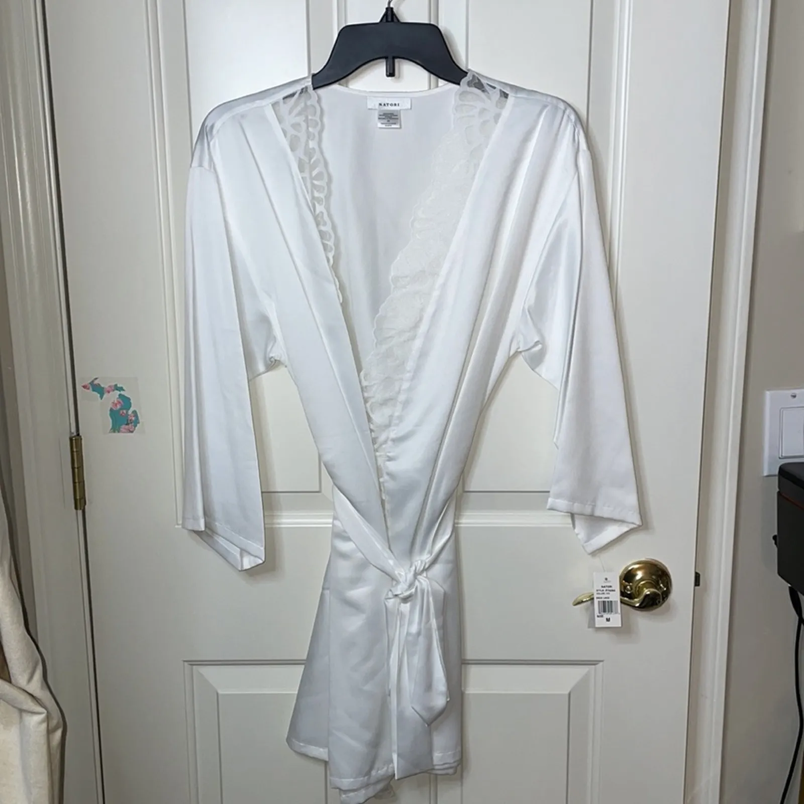 NATORI Deco Lace Robe Ivory M NWT - Image 3