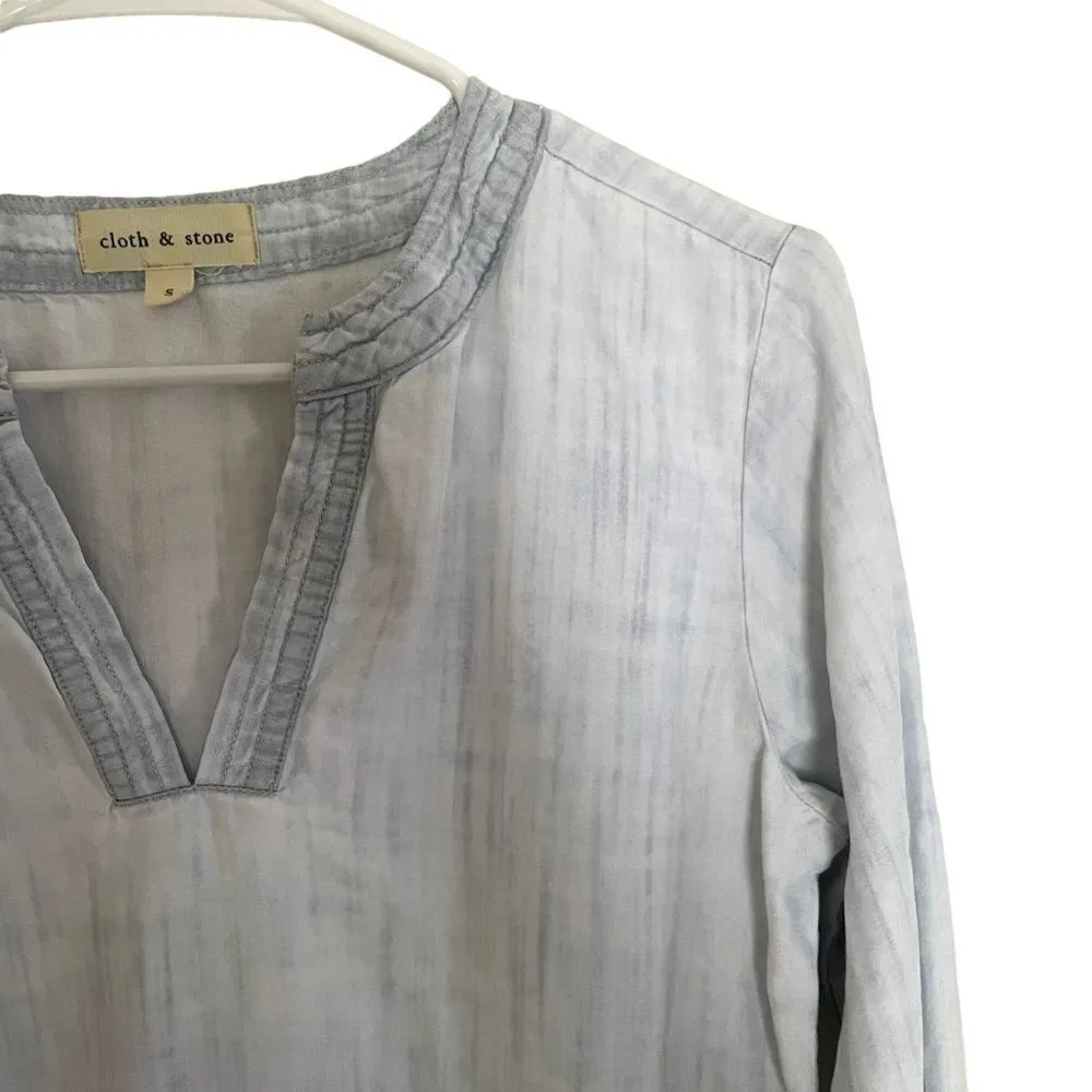 Anthropologie Cloth&Stone blue denim v - Image 2