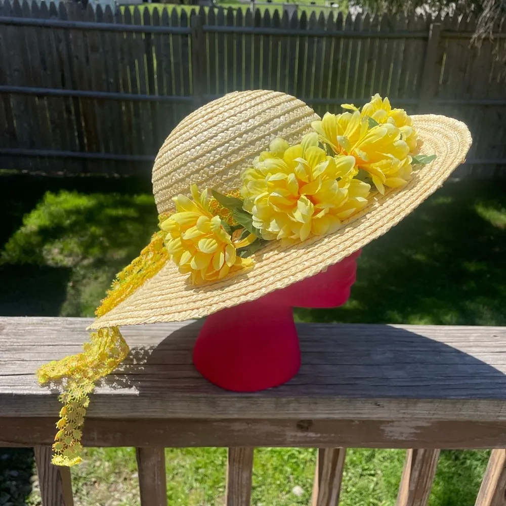 Vintage Kentucky Derby Straw Floral Hat Yellow - Image 3