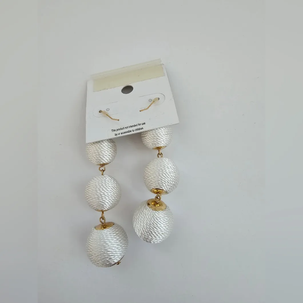 J. Crew white and gold Tone Metal ball drop earrings New With Tags - Image 3