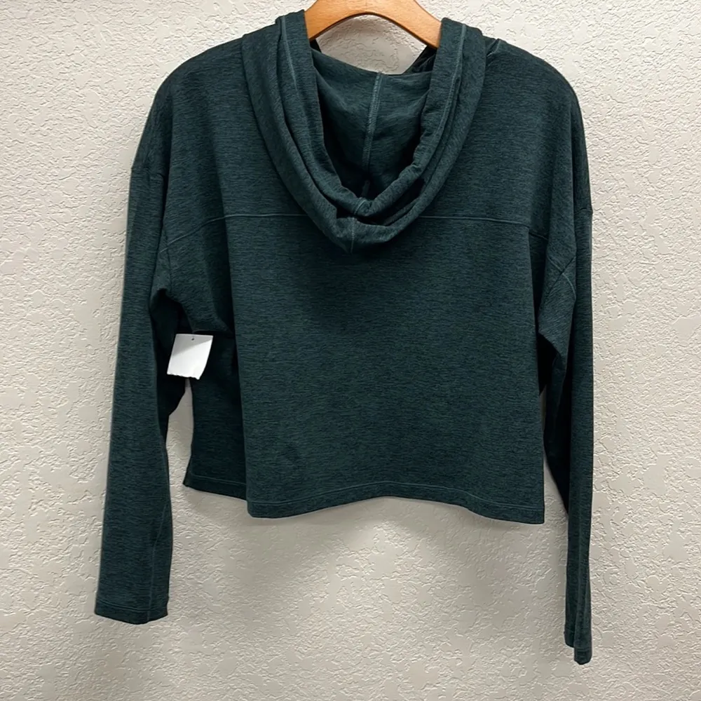 Girlfriend Collective Cropped Pullover Hoodie XS in Dark Heather Green - Image 4