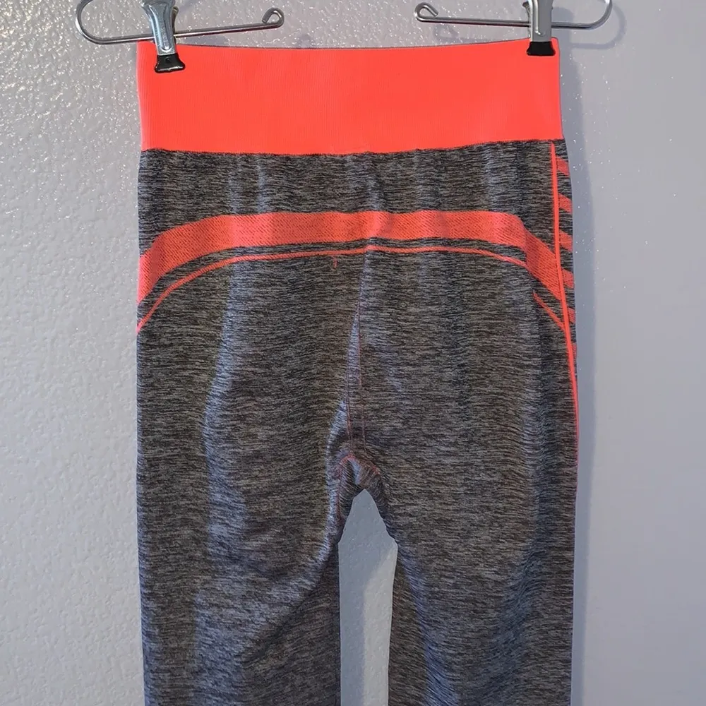 Fashion Jera Collection neon Orange & grey athletic leggings Gray - Image 5