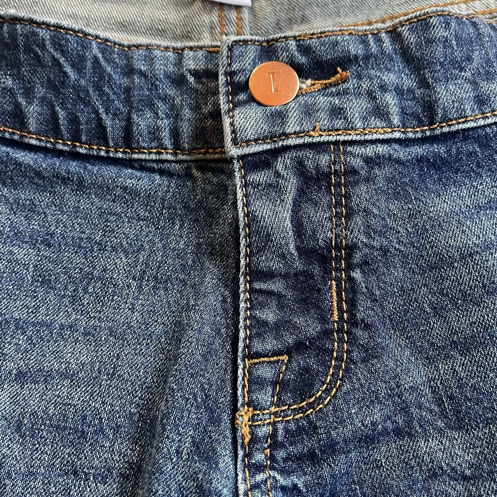 Ingrid and Isabel Maternity Denim Jean Shorts Womens 12 L Midi Blue Under Belly Size undefined - Image 5