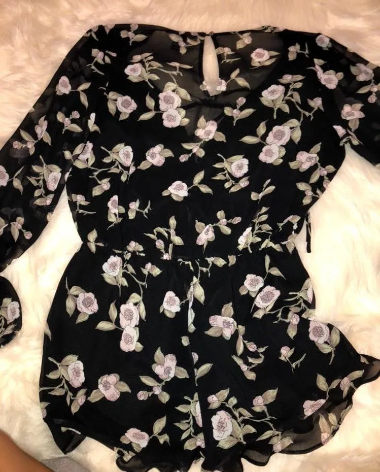Long Sleeve Floral Romper - Image 2