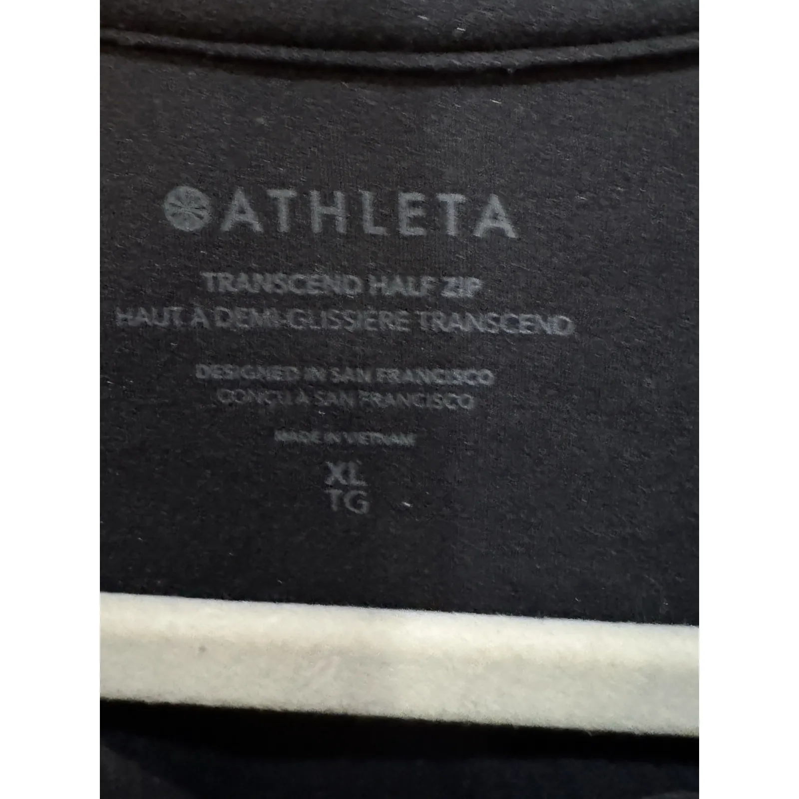 Athleta Transcend Half Zip Black Size XL Ruched Sides Athlesiure Performance - Image 5