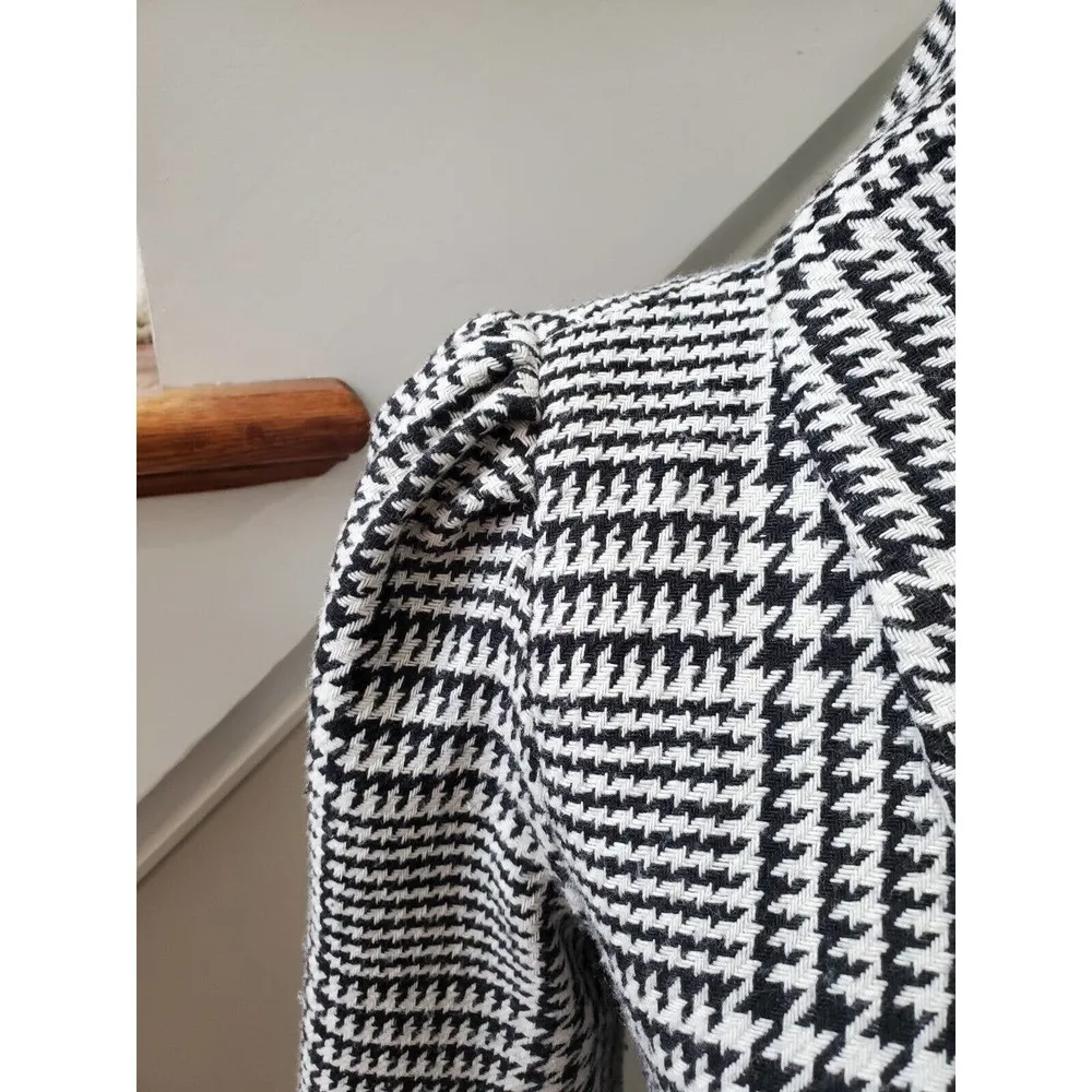 Max Rave Women's White & Black Polyester Long Sleeve Casual Jacket Size Medium - Image 4