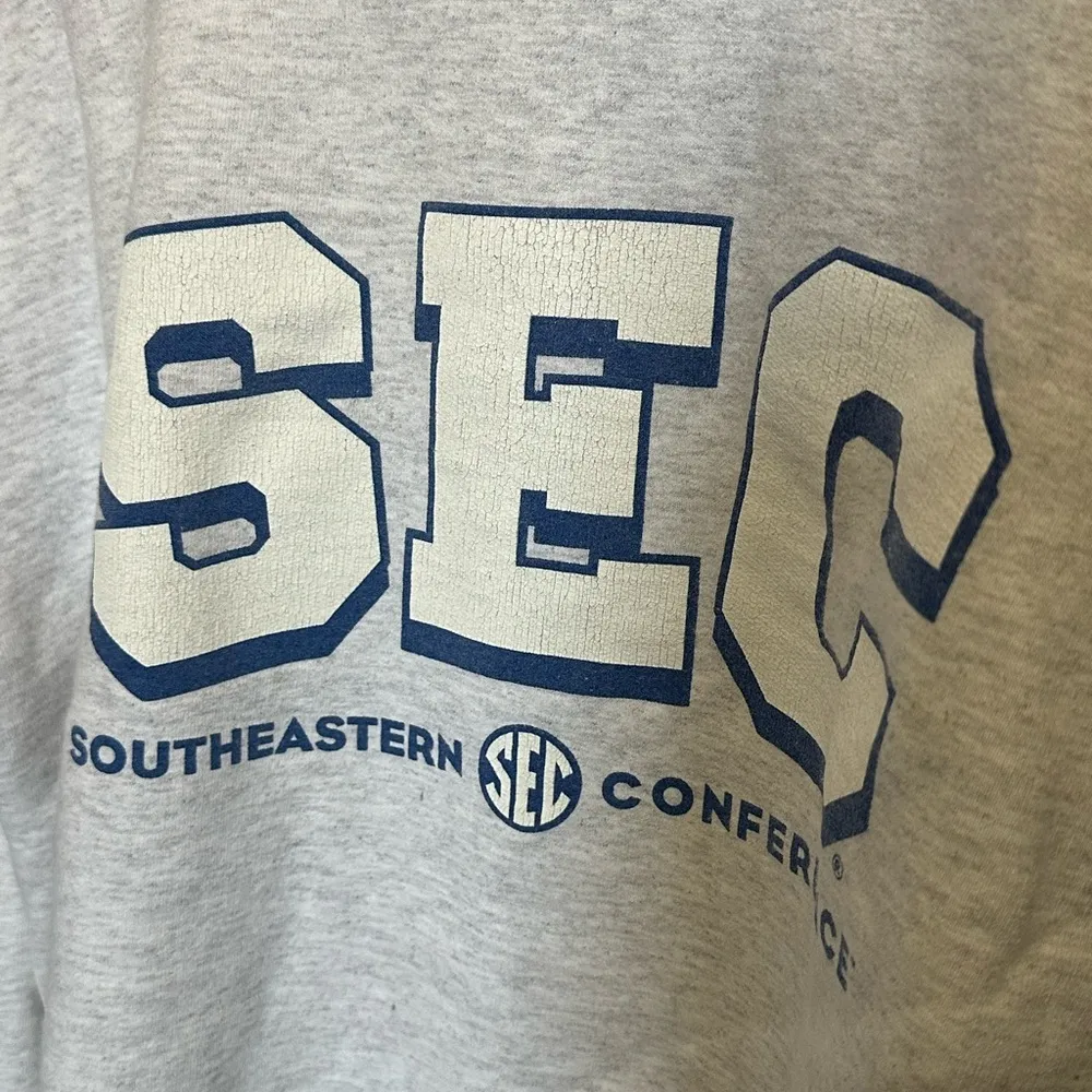Haynes Ultimate Cotton SEC Block Sweatshirt Heather Gray Medium - Image 5
