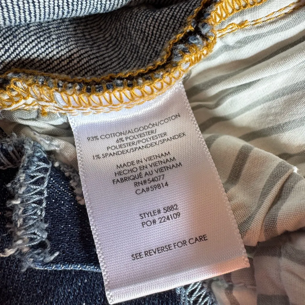 CAbi  skinny‎ jeans size 4 - Image 4