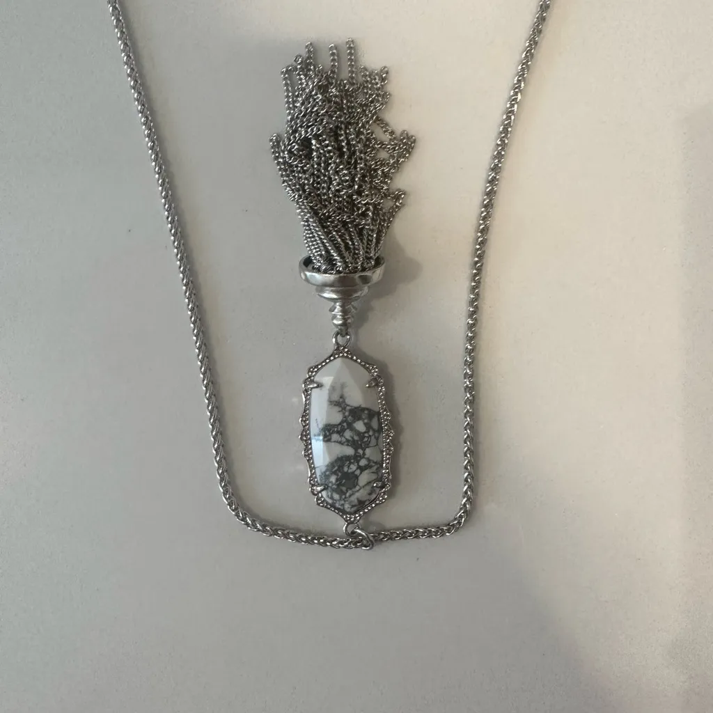 Kendra Scott Everly White Howlite Pendant Silver Tassel Necklace RARE New in Box - Image 5