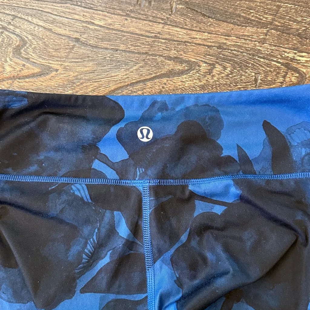 Lululemon Speed II Tights Inky Foilage Floral Print Blue Luxtreme Size 4 - Image 6