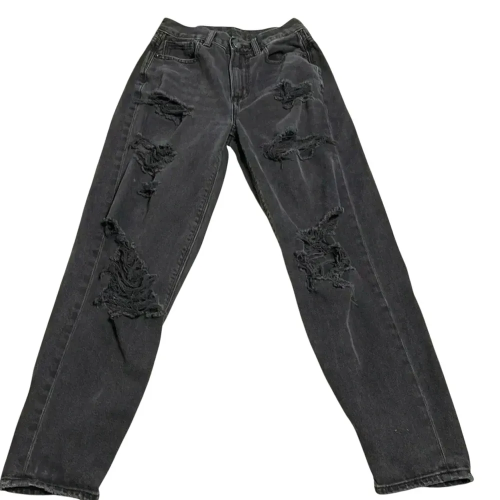 American Eagle Relaxed Mom Jeans - Image 2