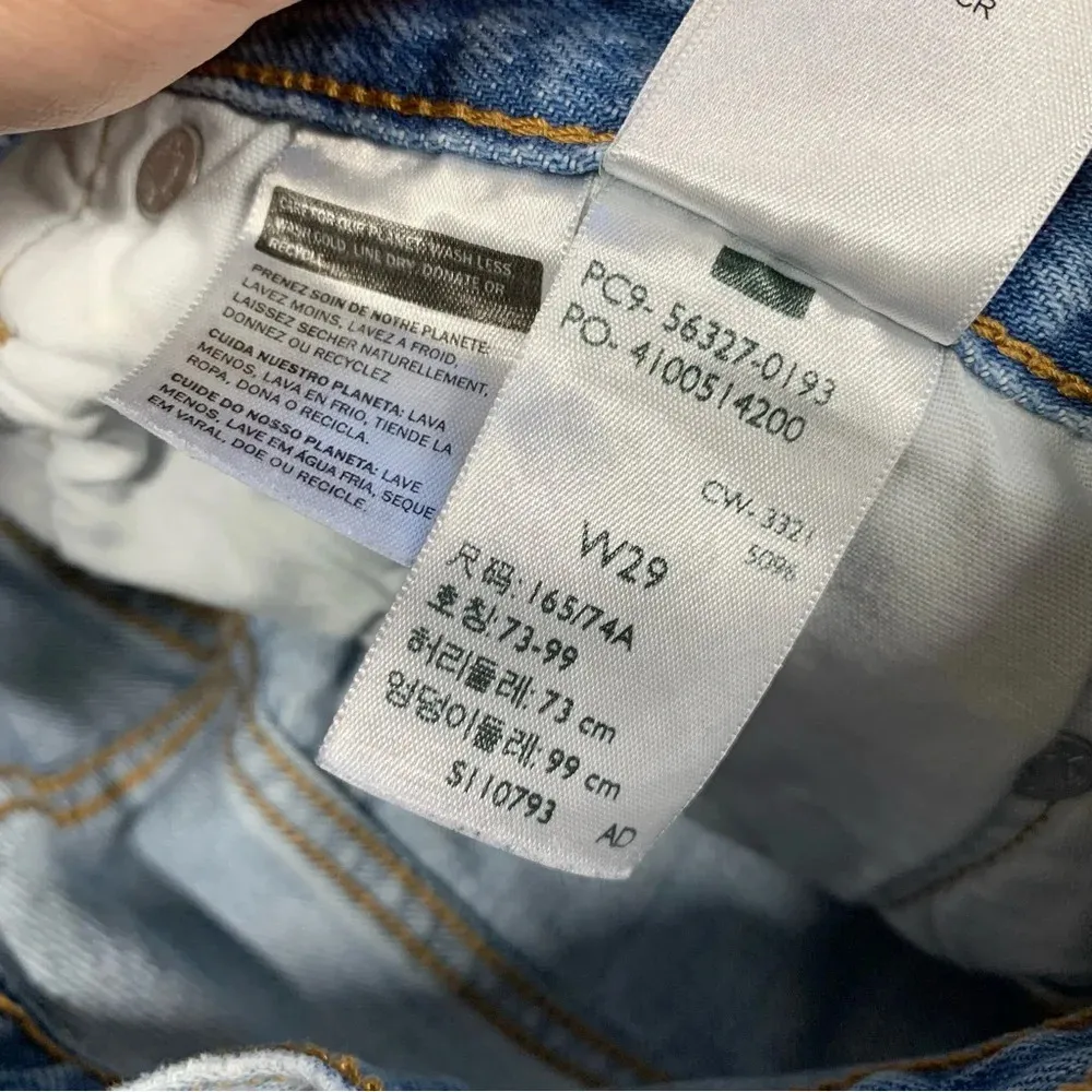 Levi’s 501 Women’s Original Shorts Denim High Rise in Sansome Straggler Size 29 - Image 11