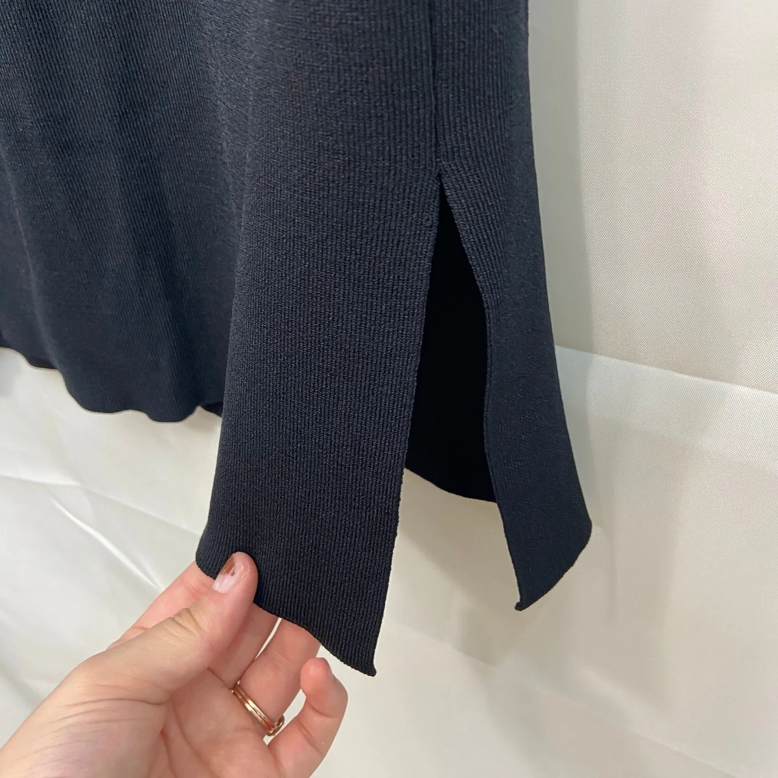 Vintage Studio G women's black‎ thick knit stretch ankle pull on split hem skirt Size M - Image 3