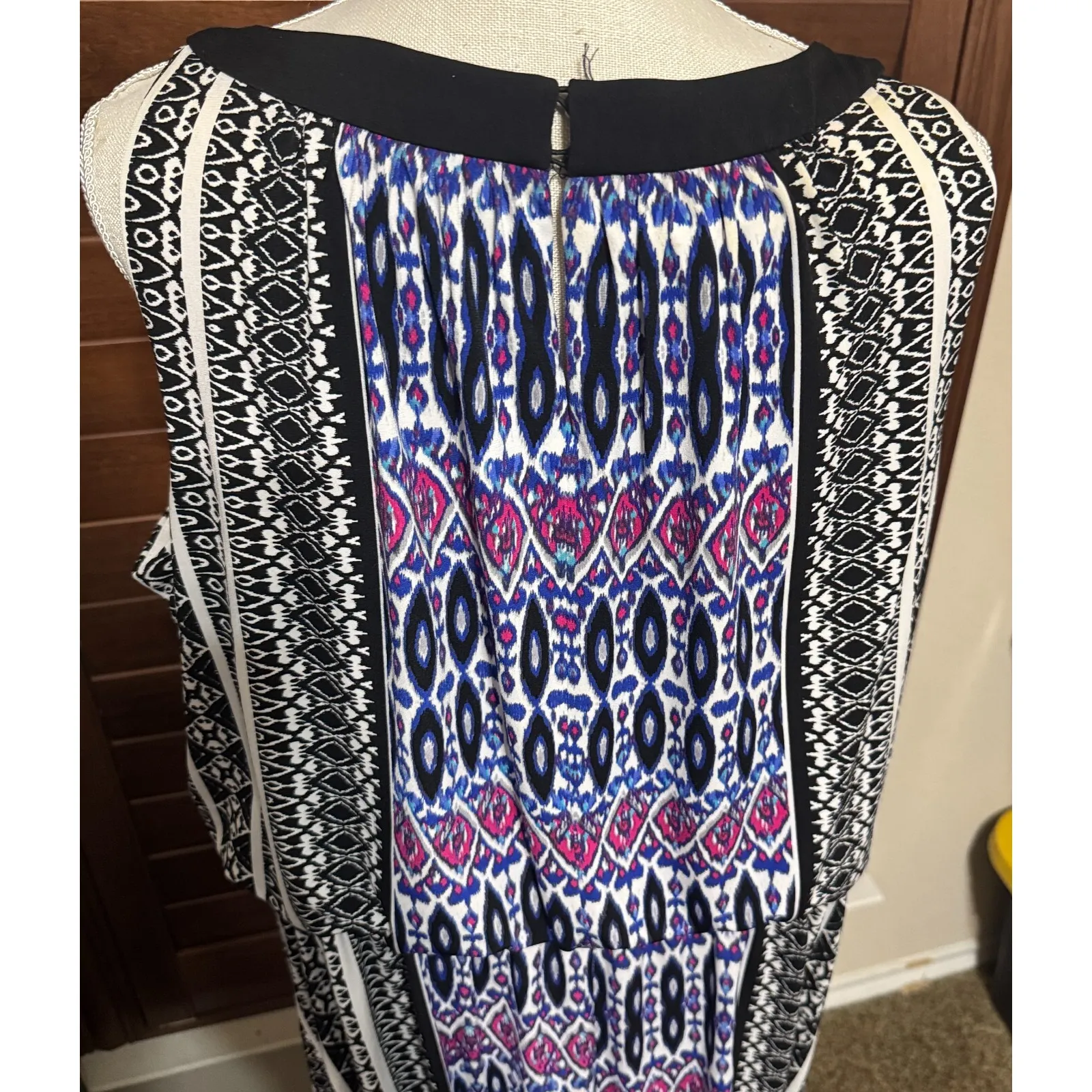 London Style Woman Maxi Dress Sleeveless 20W black white geo print stretch long - Image 6