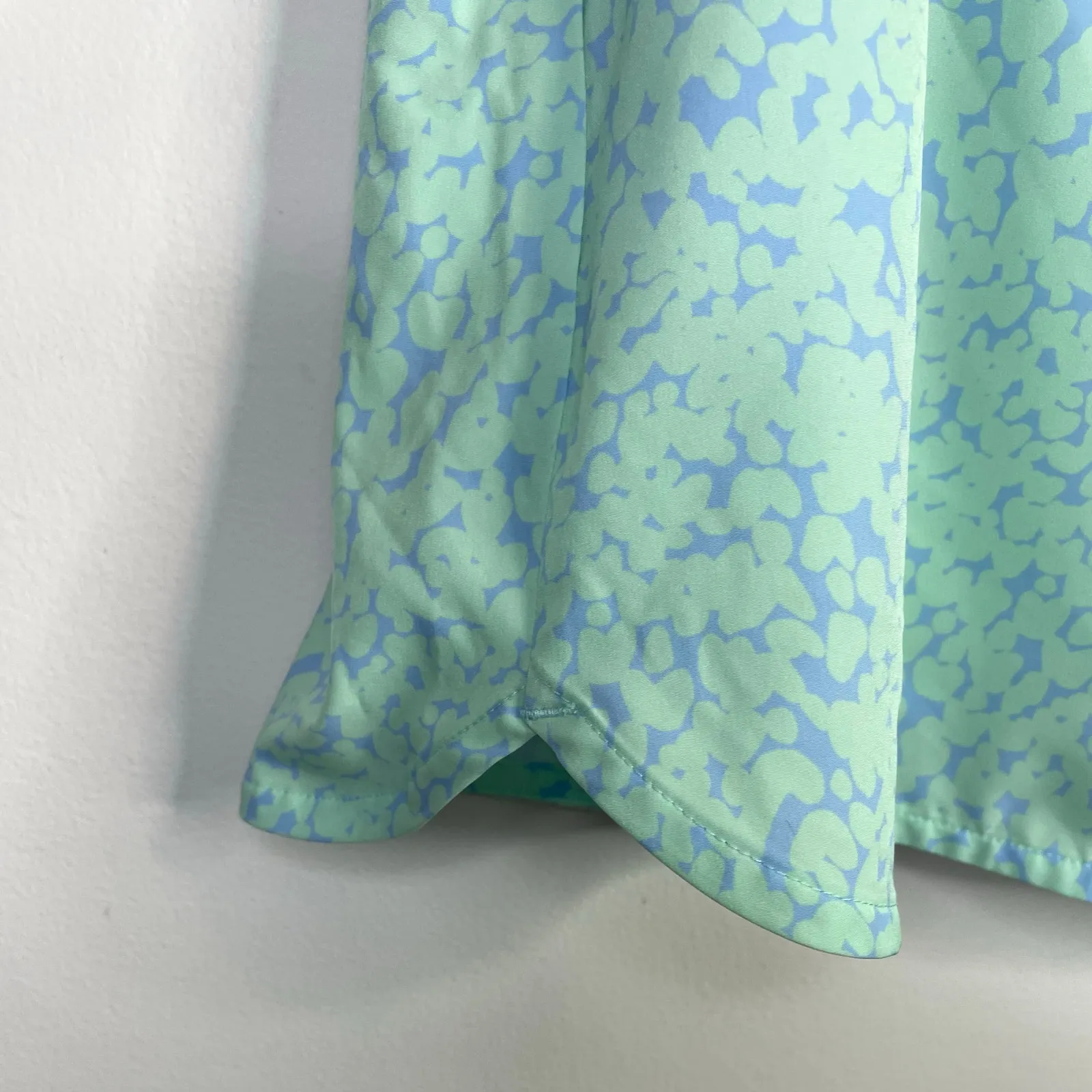 Vineyard Vines Performance Skirt Skort Shorts Calm Water Print Stretch Womens XL - Image 4