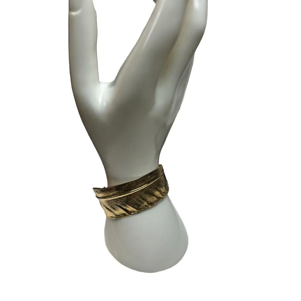 Brass feathered cuff bracelet statement piece Gold - Image 2