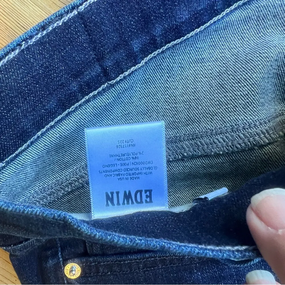 Pixie 9" Mid-Rise Skinny Blue Jeans Size 26 SKU#B24125 - Image 6