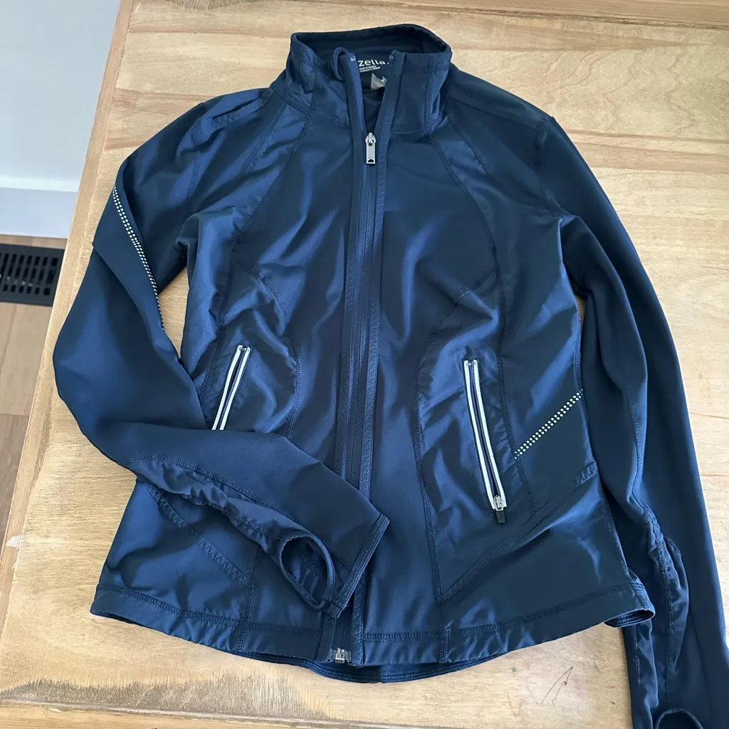 $108 Navy Zella Athletic Jacket with mesh details! Small - Image 2