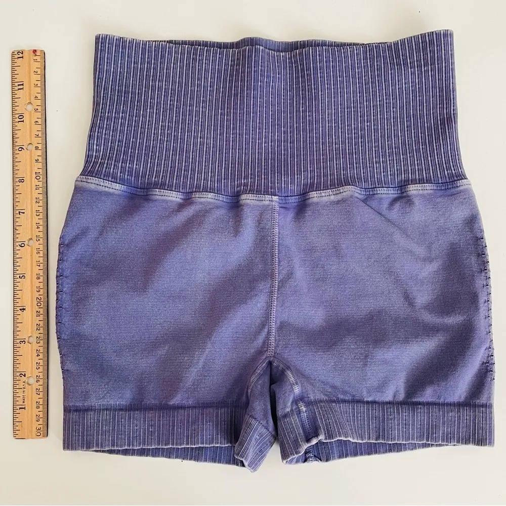 Lavender Biker Shorts - XS/S - Image 6