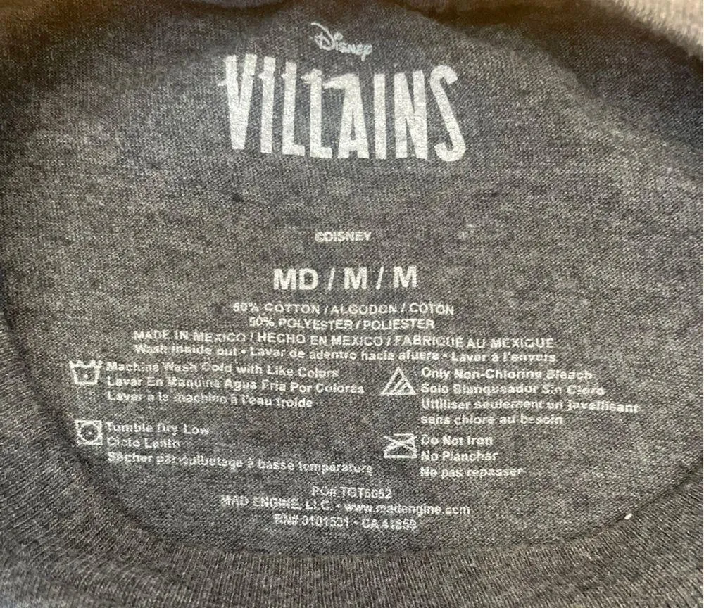Disney Villains Graphic T Shirt Tee Shirt Womens Size Medium - Image 4