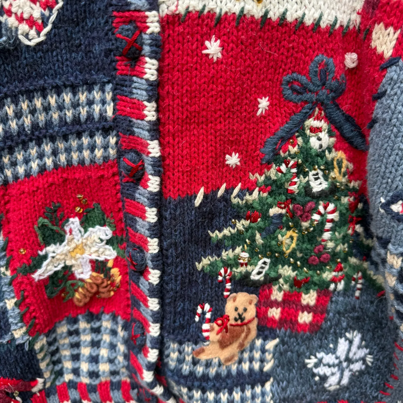 VTG Y2K Heirloom Collectives Mixed Media Patchwork Fair Isle Christmas Cardigan Red Size M - Image 3