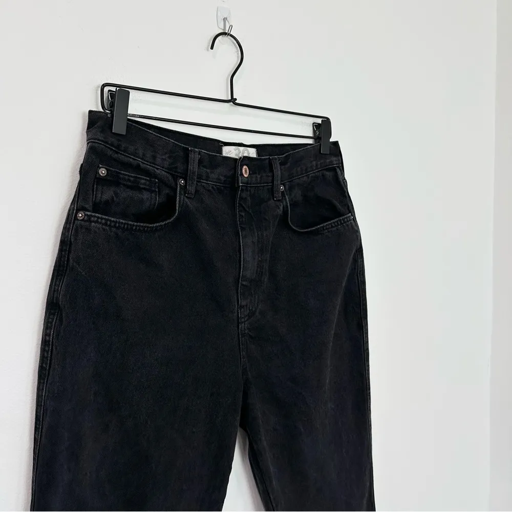 Free People We The Free Stove Pipe Jean In Black Out size 30 - Image 4