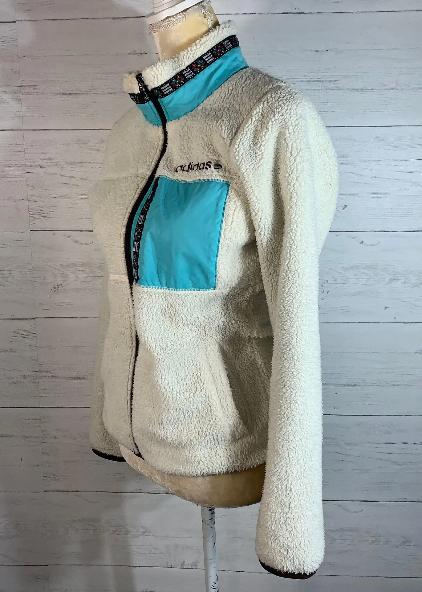 Neo Fuzzy teddy bear fleece jacket white/blue size XSmall US womens - Image 2