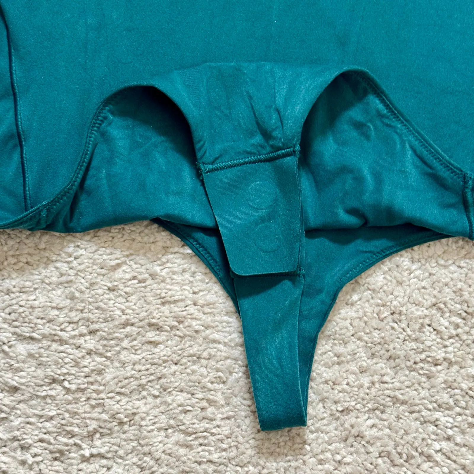 Lululemon Wundermost Nulu Turtleneck Bodysuit Womens Small Teal Career Layering - Image 5