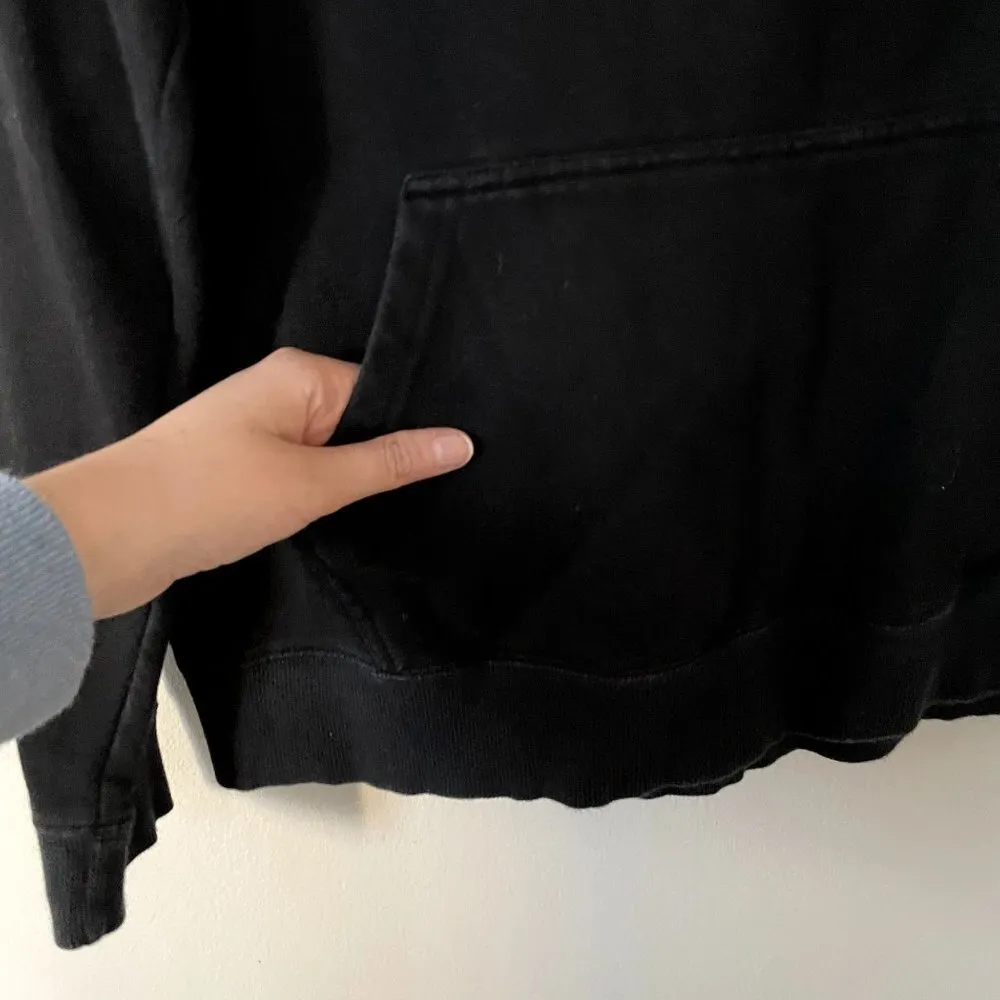 Nowhere basic black hoodie comfortable casual pockets warm thick athleisure Size M - Image 4