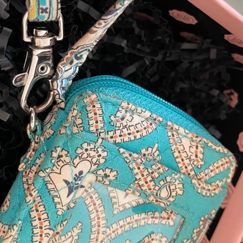 Vera Bradley Blue Wristlet Wallet - Image 5