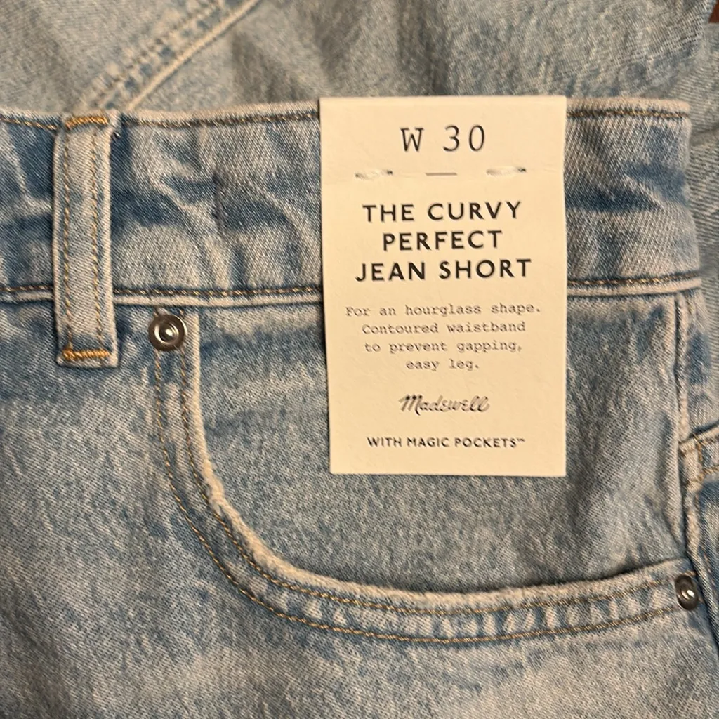 Madewell women’s The Curvy Perfect Vintage Jean Short in Foster Wash Size 30 NWT - Image 6