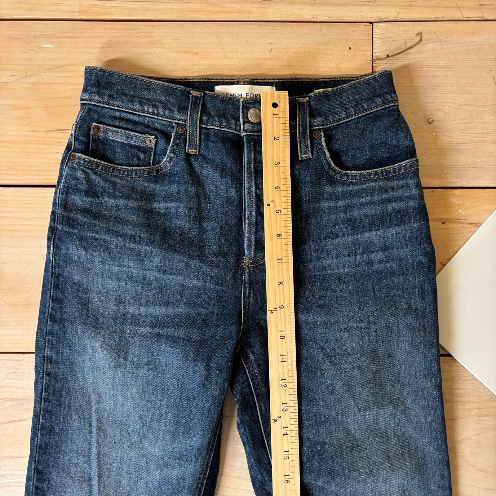 Aritzia Denim Forum EUC Women's The Yoko High Rise Slim Jean Size 25 Blue - Image 12