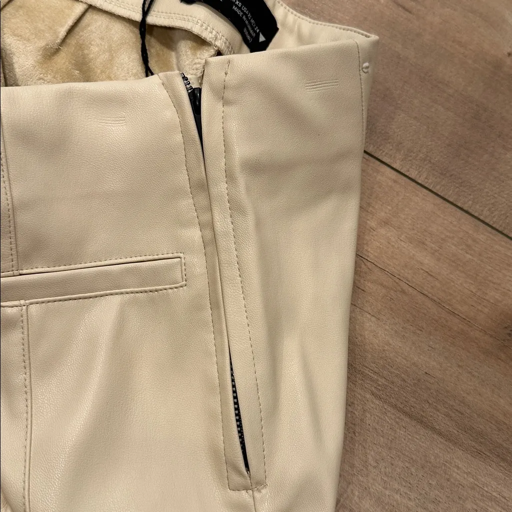 NEW Zara Creamy Beige Tan Faux Leather Leggings Ankle Zips Sz XS - Image 6
