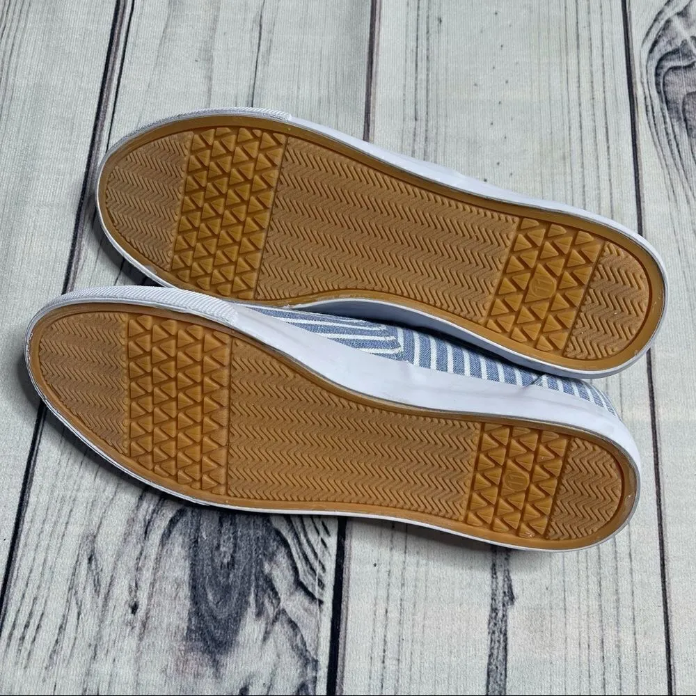 Women’s Chambray Style Striped Lace Up Shoes Women Size 11 Coastal Grandma Beach Blue - Image 4