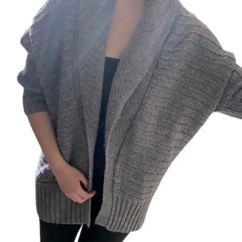 EXPRESS ✨  shawl cable knit 3/4 sleeve cardigan✨ - Image 7