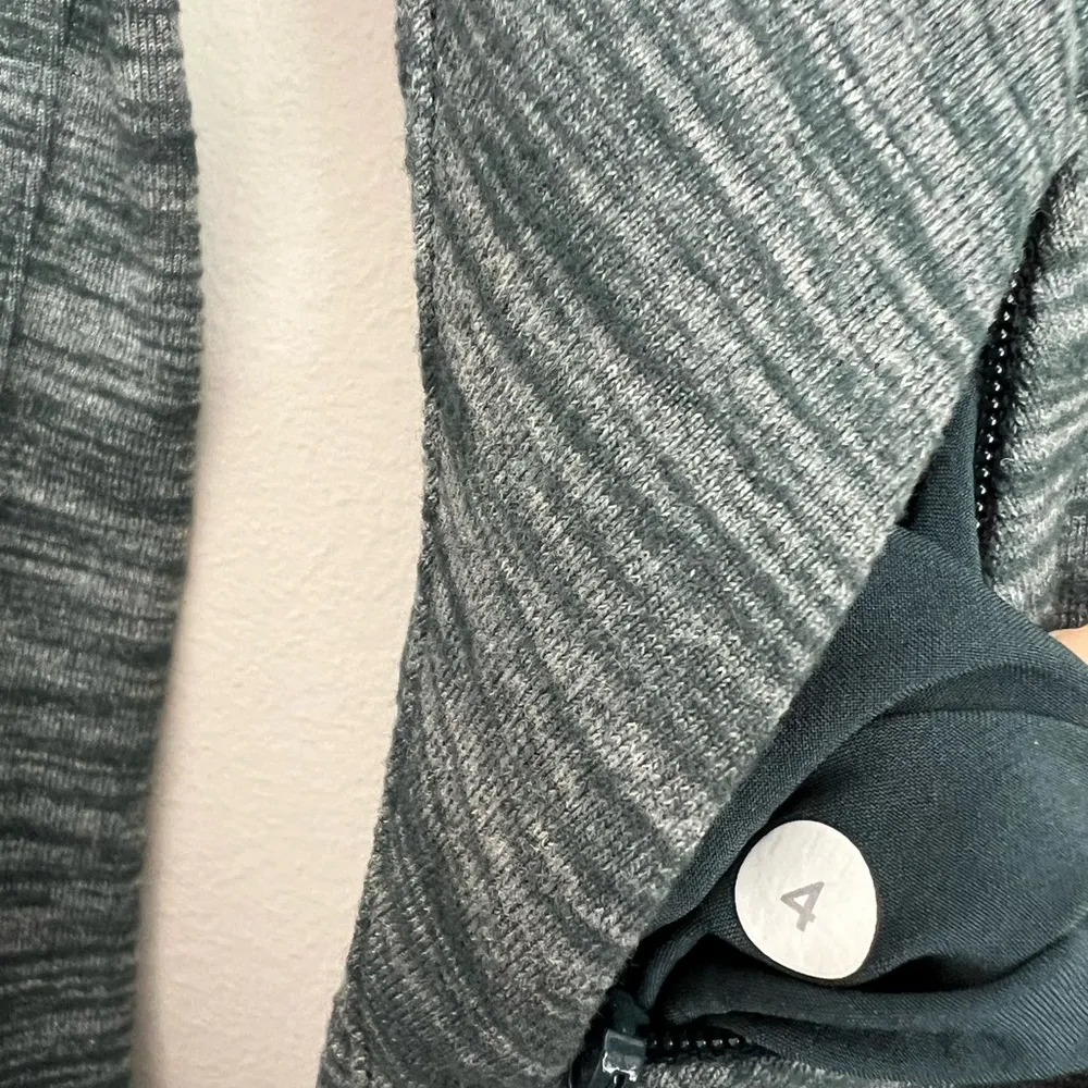 Lululemon Heathered Green Where-To Stretchy Long Sleeve Dress 4 - Image 5