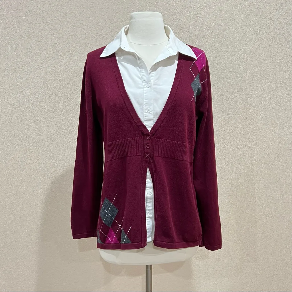 Laura Scott Burgundy and Gray Argyle 2Fer Cardigan Size Medium - Image 2