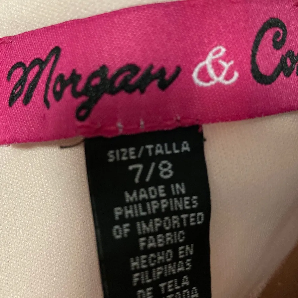 Floor length shimmery formal dress. Low cut back Size undefined - Image 4