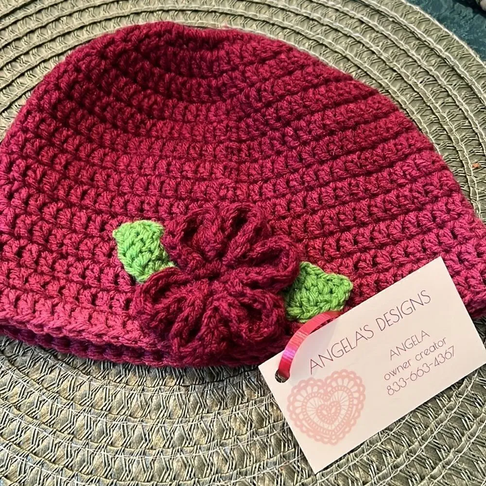 NWT Angela’s Designs hand crocheted ponytail hat beautiful variegated raspberry Pink - Image 9