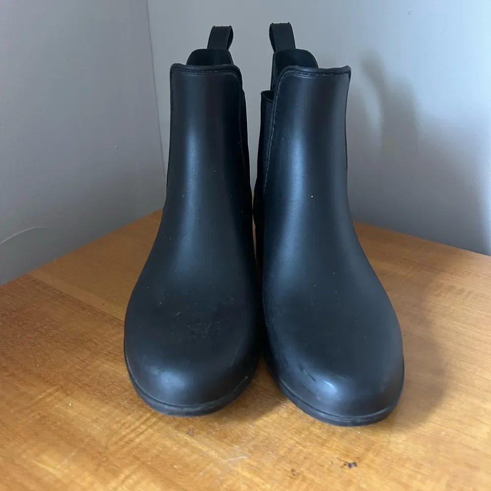 J Crew Mercantile Chelsea Rain Boots Black Women Size 7 Waterproof Pull On Ankle - Image 2