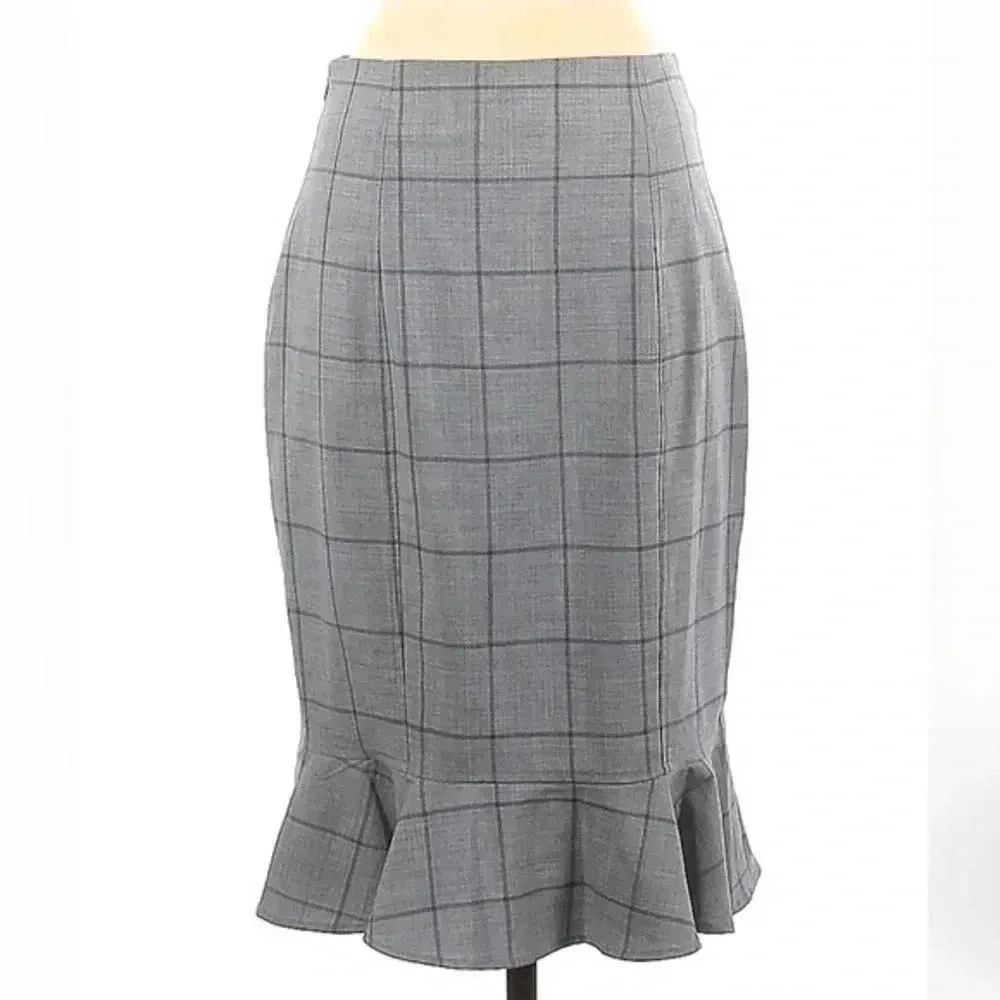 Banana Republic Fit & Flare Grey Plaid Pinstripe Ruffle Hem Skirt Size 2 XS - Image 3