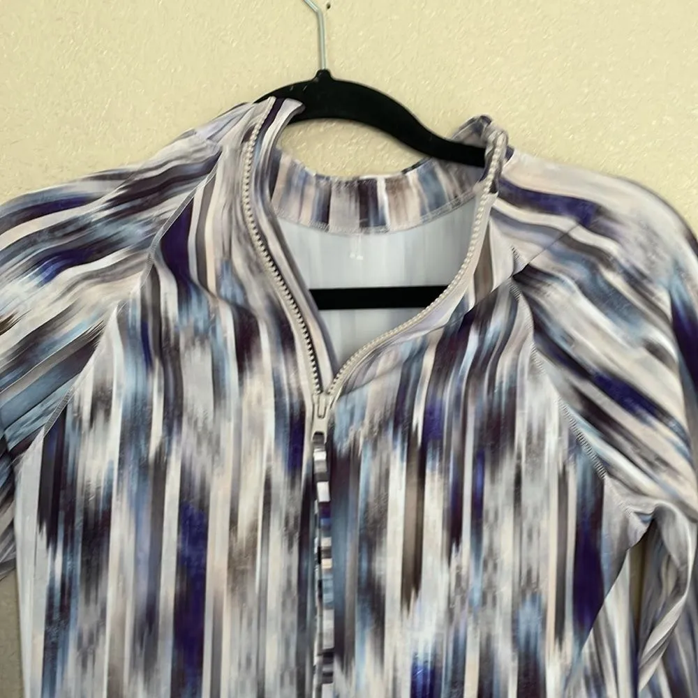 Athleta North Point Rashguard in Grey Abstract NWOT - Image 4