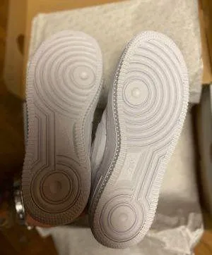 Nike Air Force 1 - Image 4