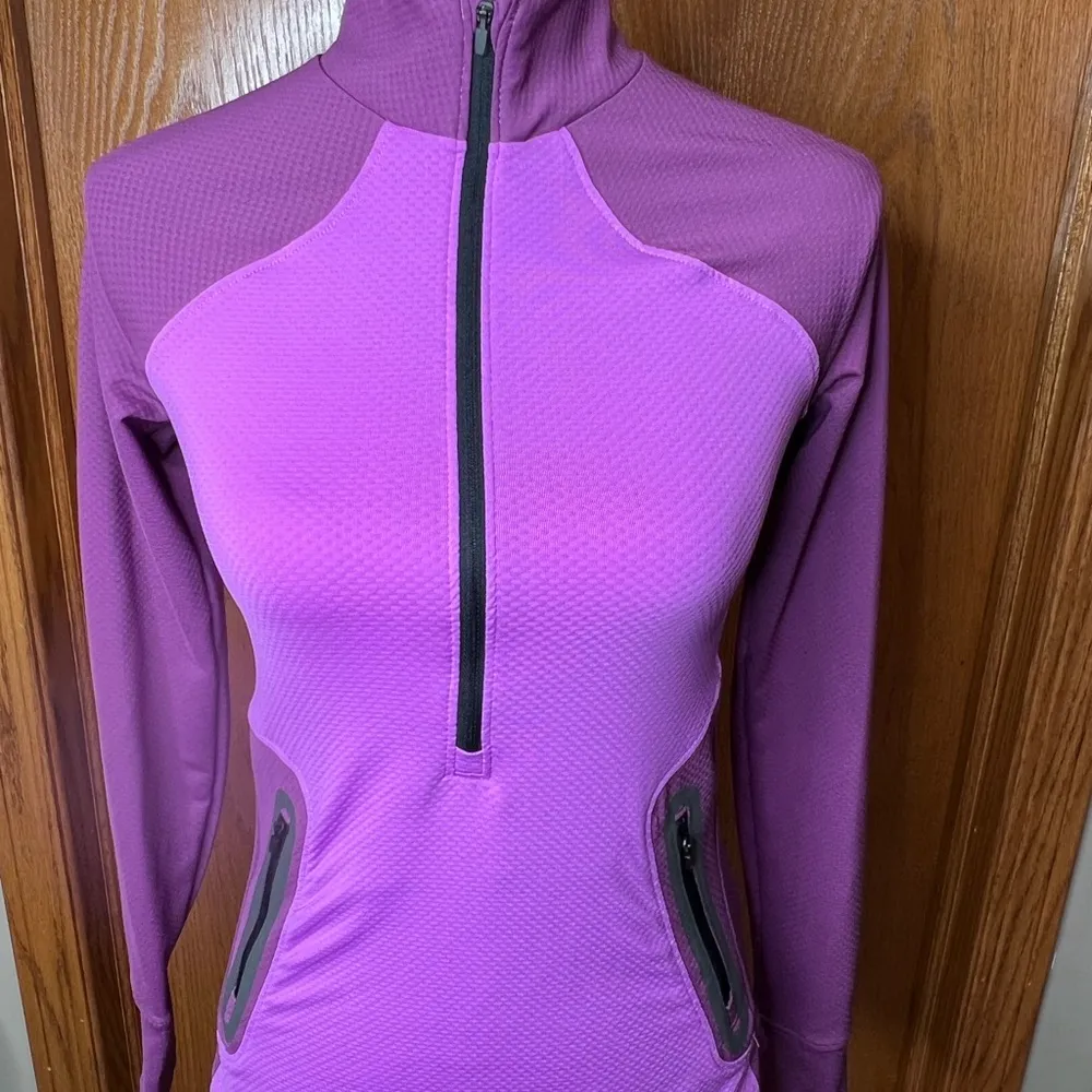 Women’s under armour 1/2 zip pull over XS - Image 2