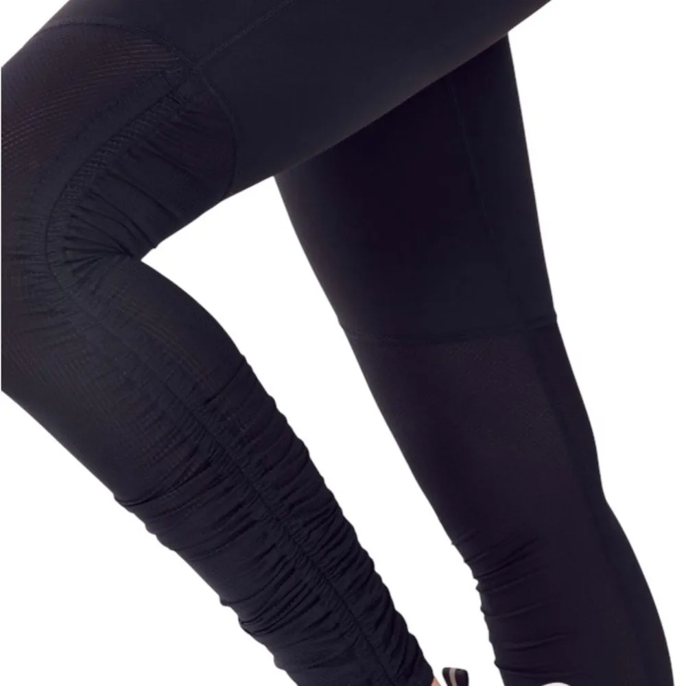 Fabletics black Cashel Foldover PureLuxe ruched Legging
athleisure - Image 3