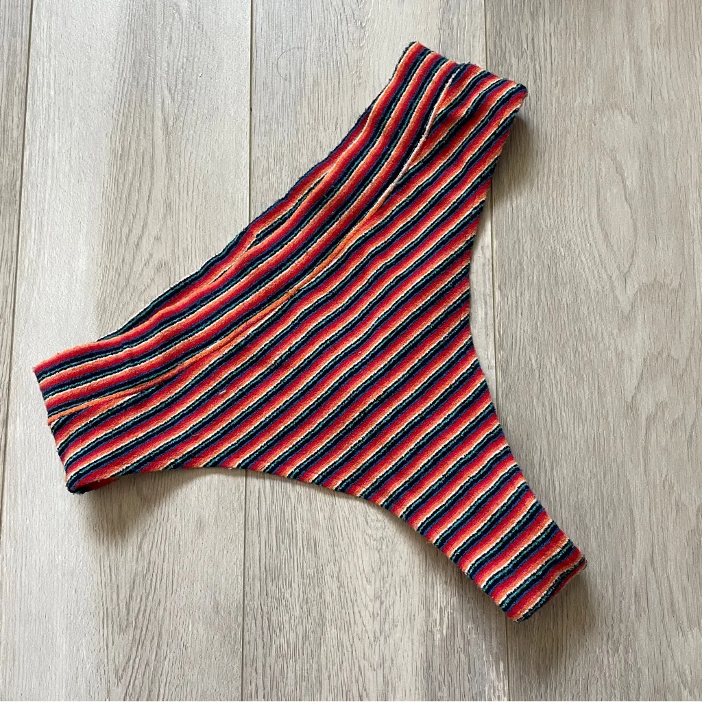 Frankies Bikinis Bottom sunset stripe terry cloth high rise thong womens Red med - Image 2