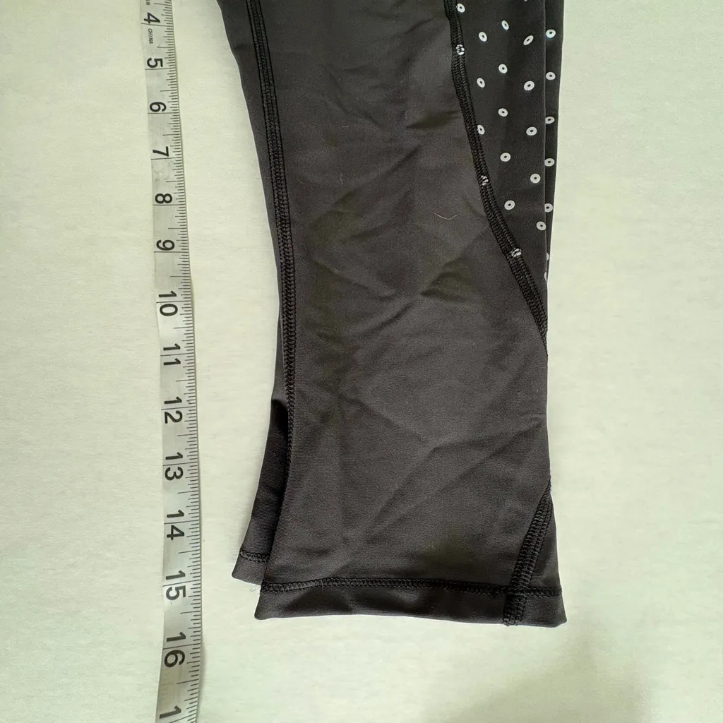 Women's Lululemon Tight stuff sequin dot crop leggings black silver size 6 - Image 11
