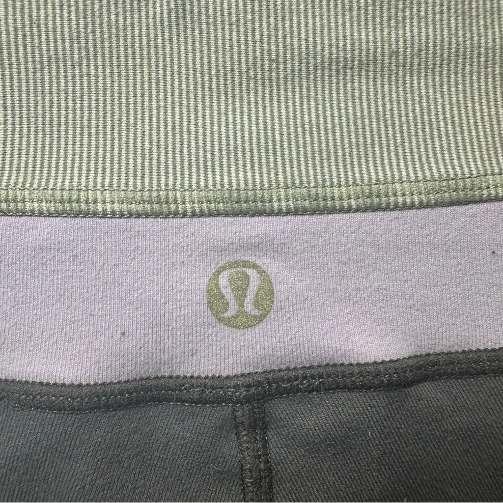 Lululemon Crop Gray and Light Purple - Image 4