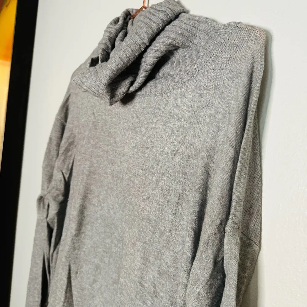 Abound Grey Long Sleeves Turtle Neck Soft Ribbed Sweater Size XL - Image 2
