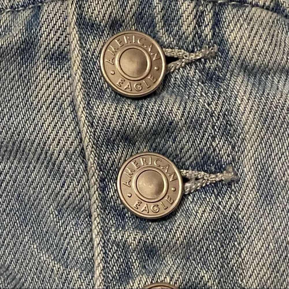 AEO Mom Short Button Fly Paperbag‎ Waist Denim Shorts Blue Light Wash 8 - Image 6